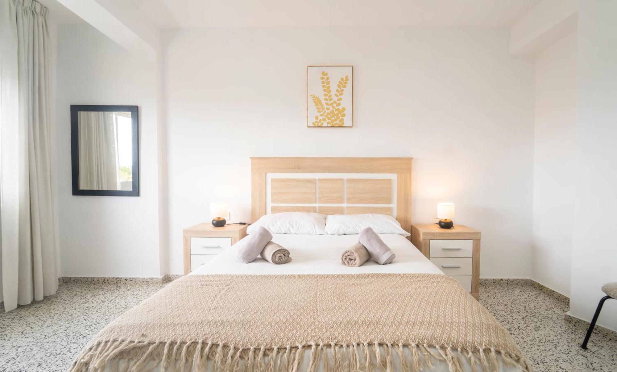 H&h Plaza De Toros Ii Apartment